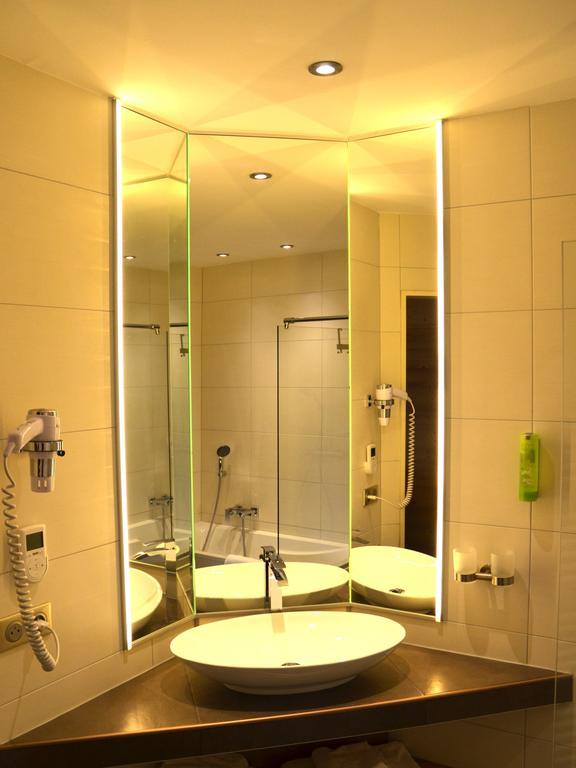 Hotel Le Caballin Vogelgrun 部屋 写真