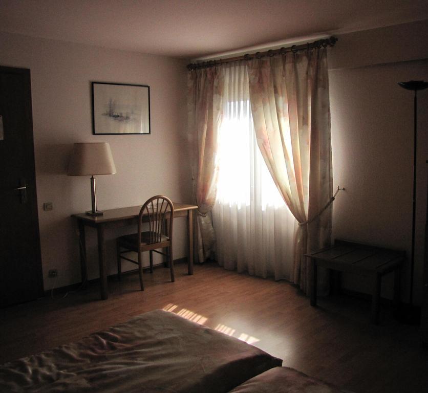 Hotel Le Caballin Vogelgrun 部屋 写真